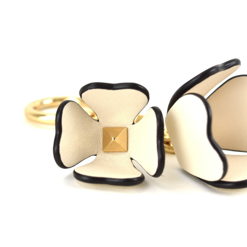 楽天市場】コーチ エッセンシャル ティー ローズ バッグ チャーム