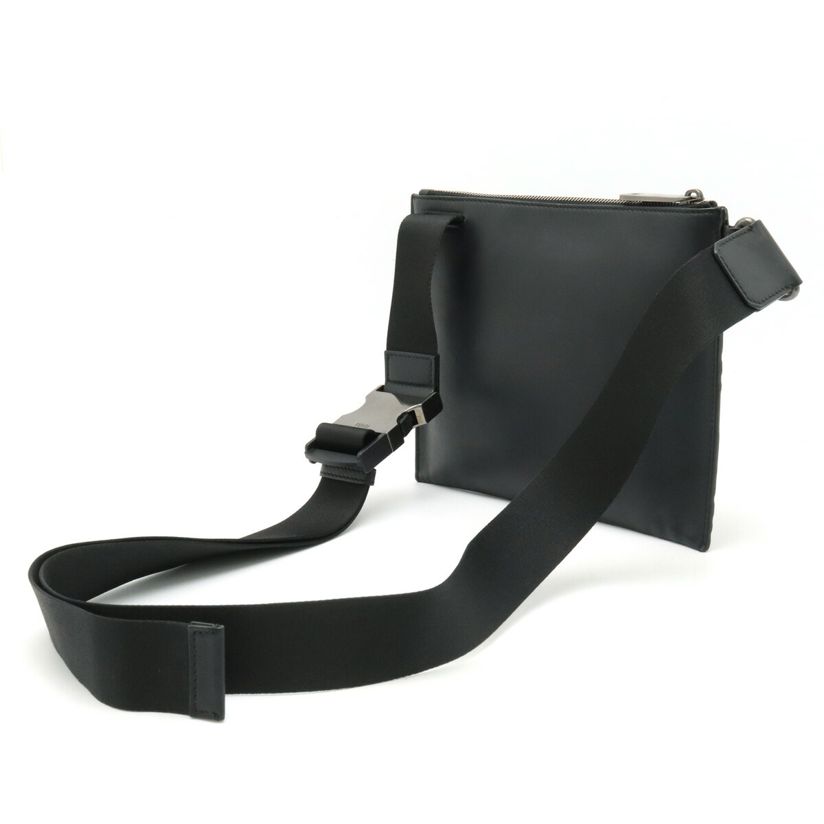 楽天市場】FENDI フェンディ FFロゴ エンボス ショルダーバッグ