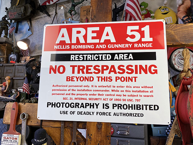 楽天市場】エリア51 警告看板 アルミサインボード アメリカン雑貨