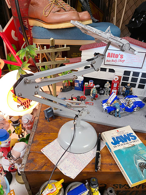 楽天市場】スターウォーズ ミレニアム・ファルコン LEDデスクライト