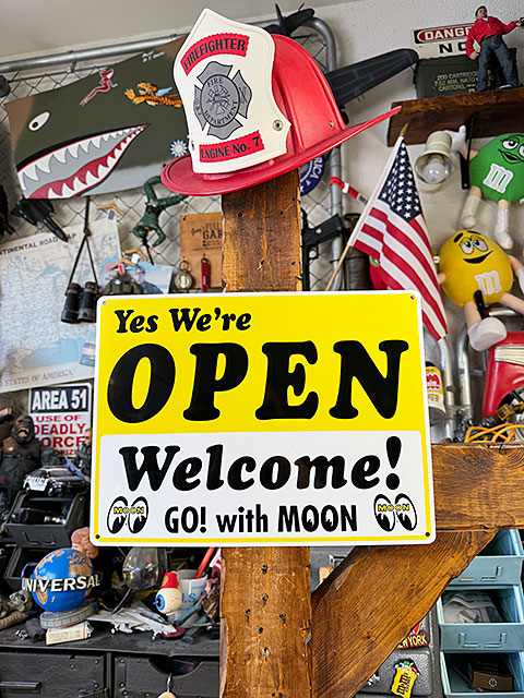 楽天市場】ムーンアイズ オープン ＆ クローズ サインプレート 看板