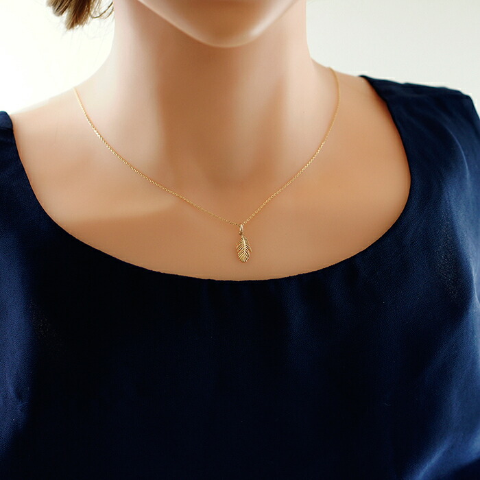 K18 ゴールド 18金 流線型羽ブローチ ペンダントヘッド 18金製(K18