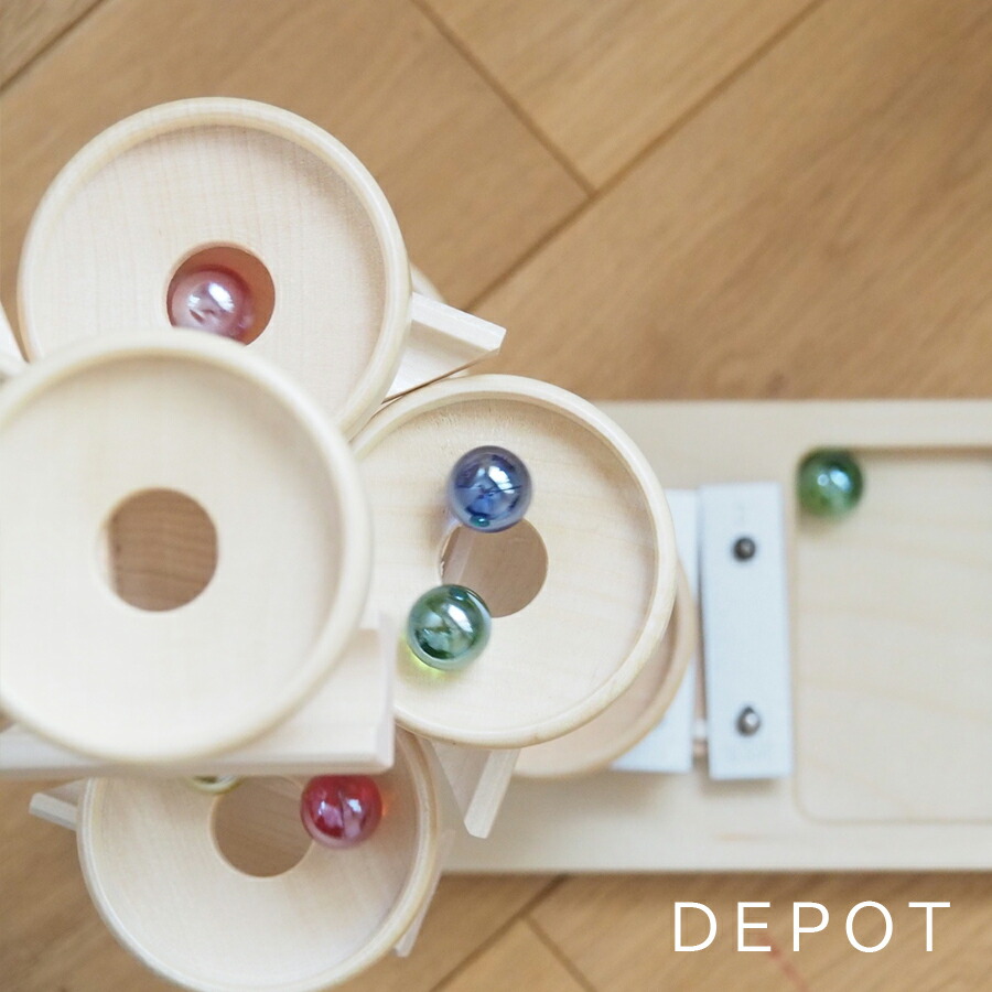 楽天市場】BECK社 トレイクーゲルタワー ナチュラル 木のおもちゃ 玉