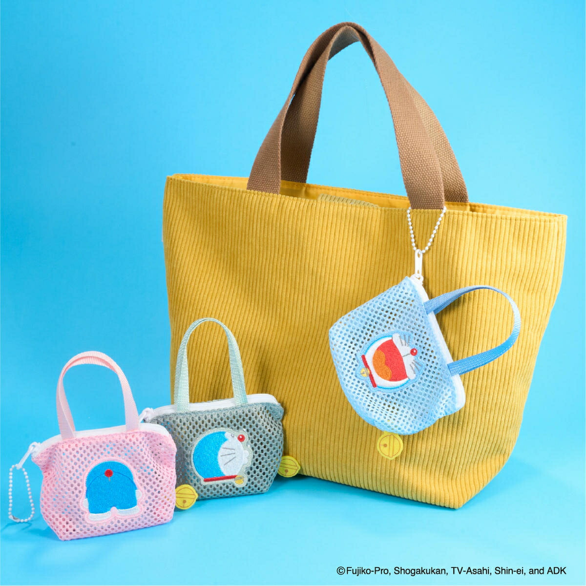 楽天市場】ドラえもん メッシュ ミニチュアバッグボールチェーン