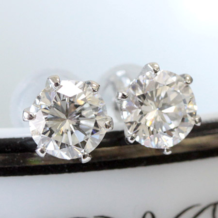 楽天市場】ダイヤ ピアス 1カラット【中央宝石研究所ソーティング付