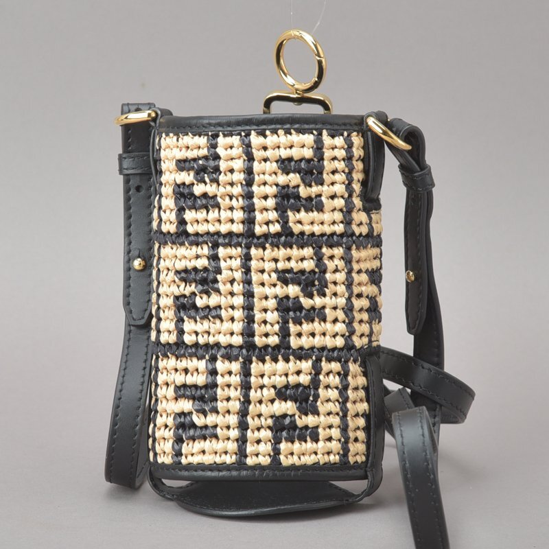 楽天市場】未使用 FENDI フェンディ ズッカ ボトルホルダー ショルダー