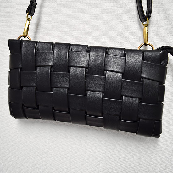 楽天市場】ショルダーバッグ メンズ モード系 サコシュ 編み込み