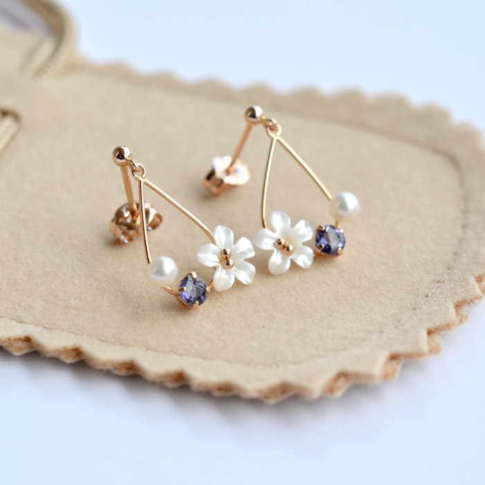 楽天市場】日本製 ピアス K18 お花 フラワー 真珠 パール 18金 真珠