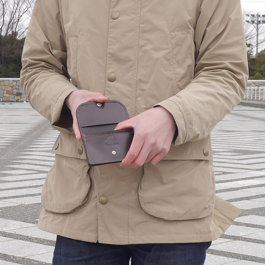 楽天市場】ホワイトハウスコックス ボタン付き名刺入れ S1751