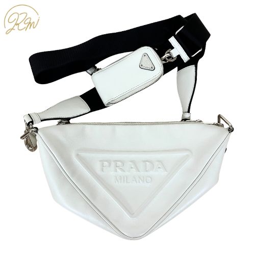 プラダ(PRADA) 中古 メッセンジャーバッグ | 通販・人気ランキング