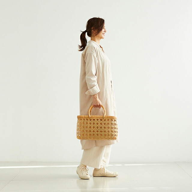 楽天市場】八つ目編み青竹かご(ひご幅約5〜6mm/ふち・取手上質籐使用