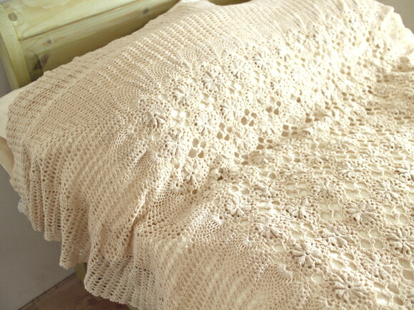 楽天市場】手編みレース・クロシェットのベッドカバー・アイボリー