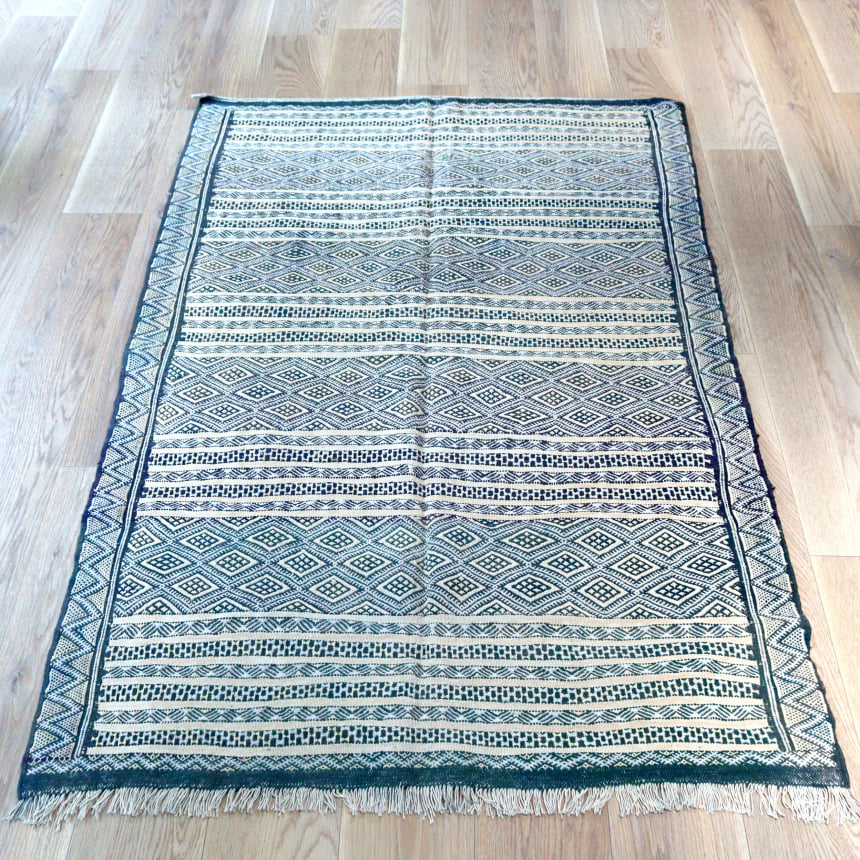 楽天市場】【15%OFFクーポン対象】ベルベル族のオールドキリム