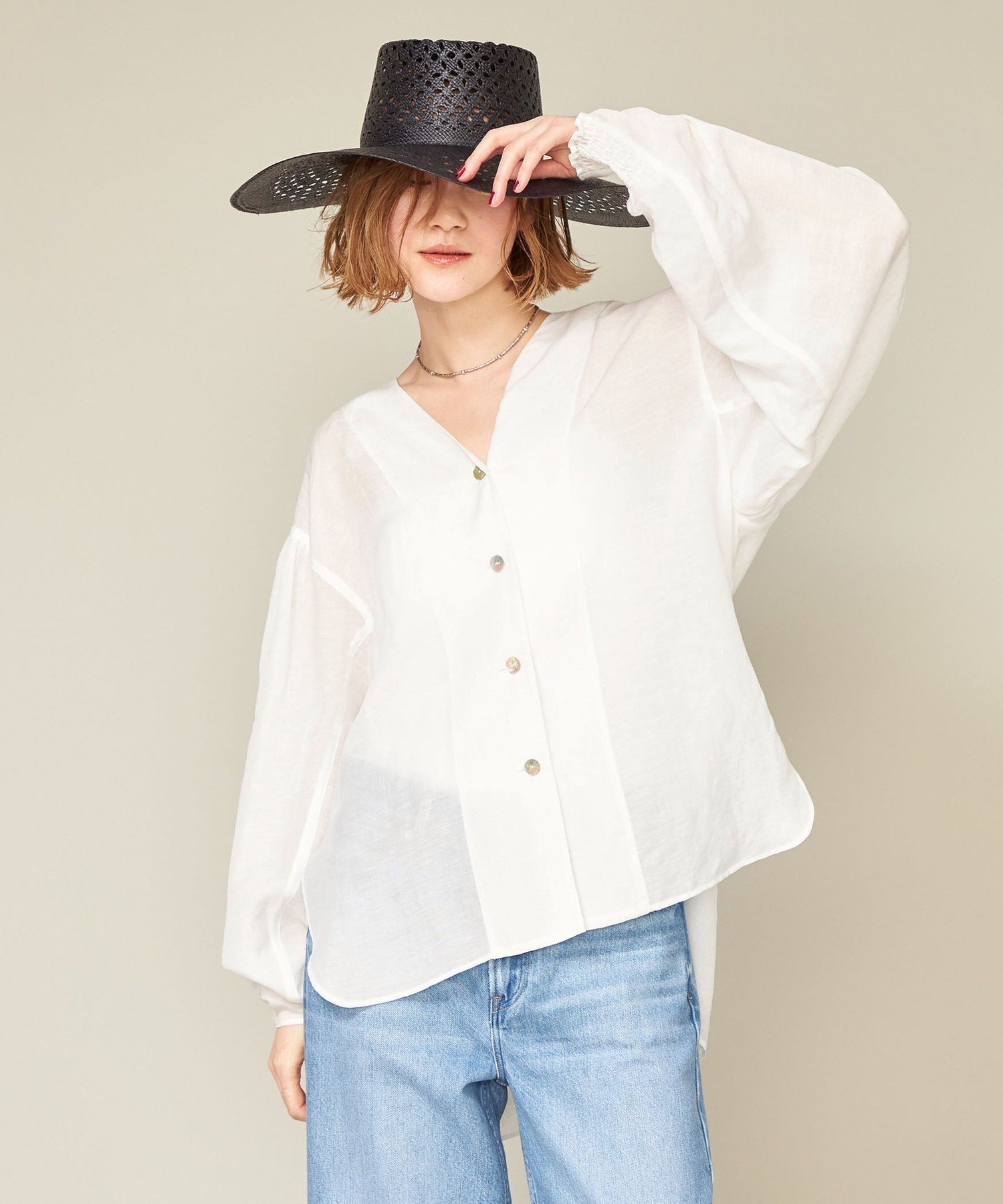 ＜conte＞Vネック ブラウス　ユナイテッドアローズ conte＞Vネック ブラウス