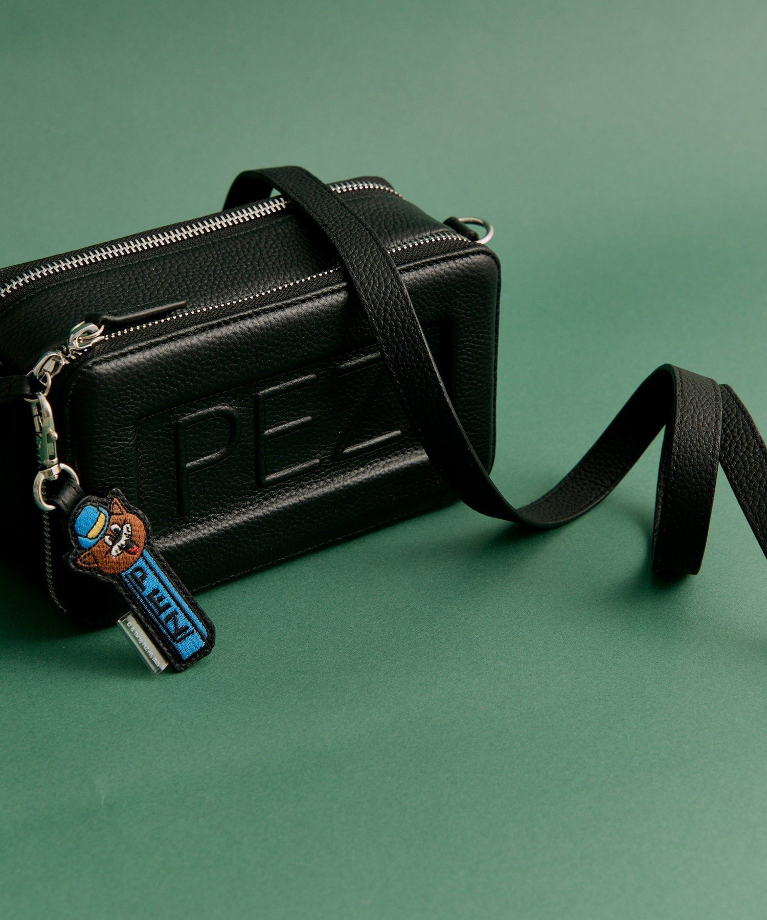 ear PAPILLONNER｜【PEZ(ペッツ)×ear】本革ウォレット&ショルダー