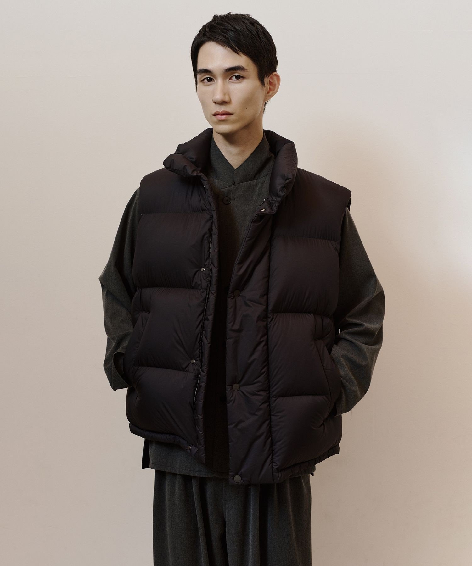 ADAM ET ROPE'｜【ACT_81 Monta】超軽量 ボリューム ダウンベスト