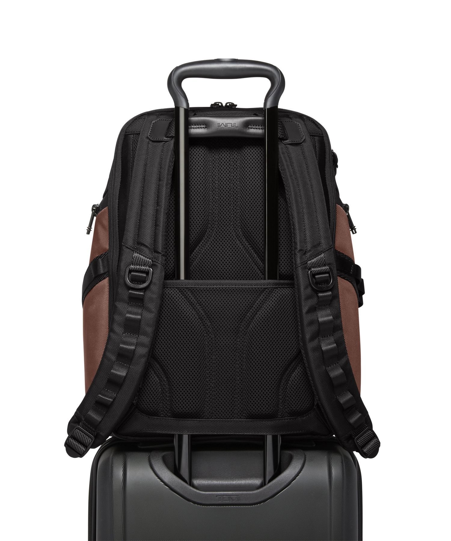 TUMI｜【TUMI 公式店】ALPHA BRAVO 「サーチ」バックパック | Rakuten