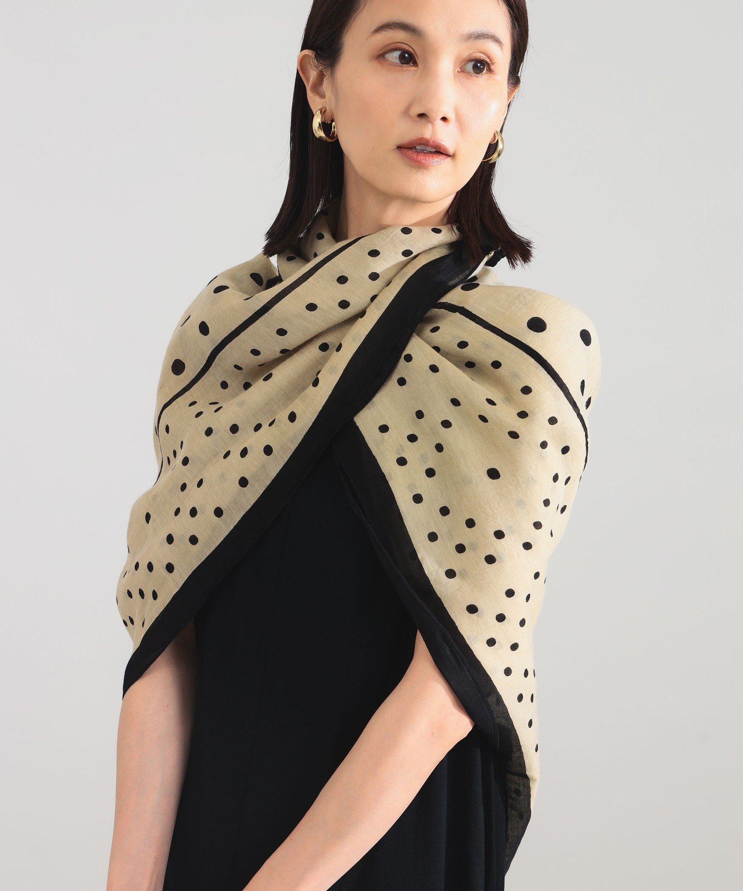 YuyamimiY's ブラックドット柄 ストール YuyamimiY's ブラックドット柄