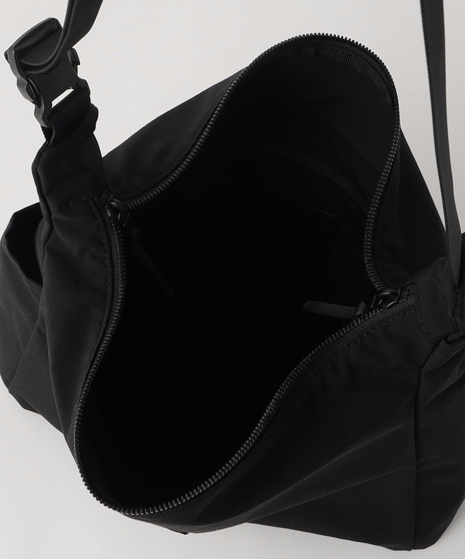 【別注】STANDARD SUPPLY GLR トライアングル ショルダーバッグ 別注】＜STANDARD SUPPLY＞GLR トライアングル ショルダーバッグ