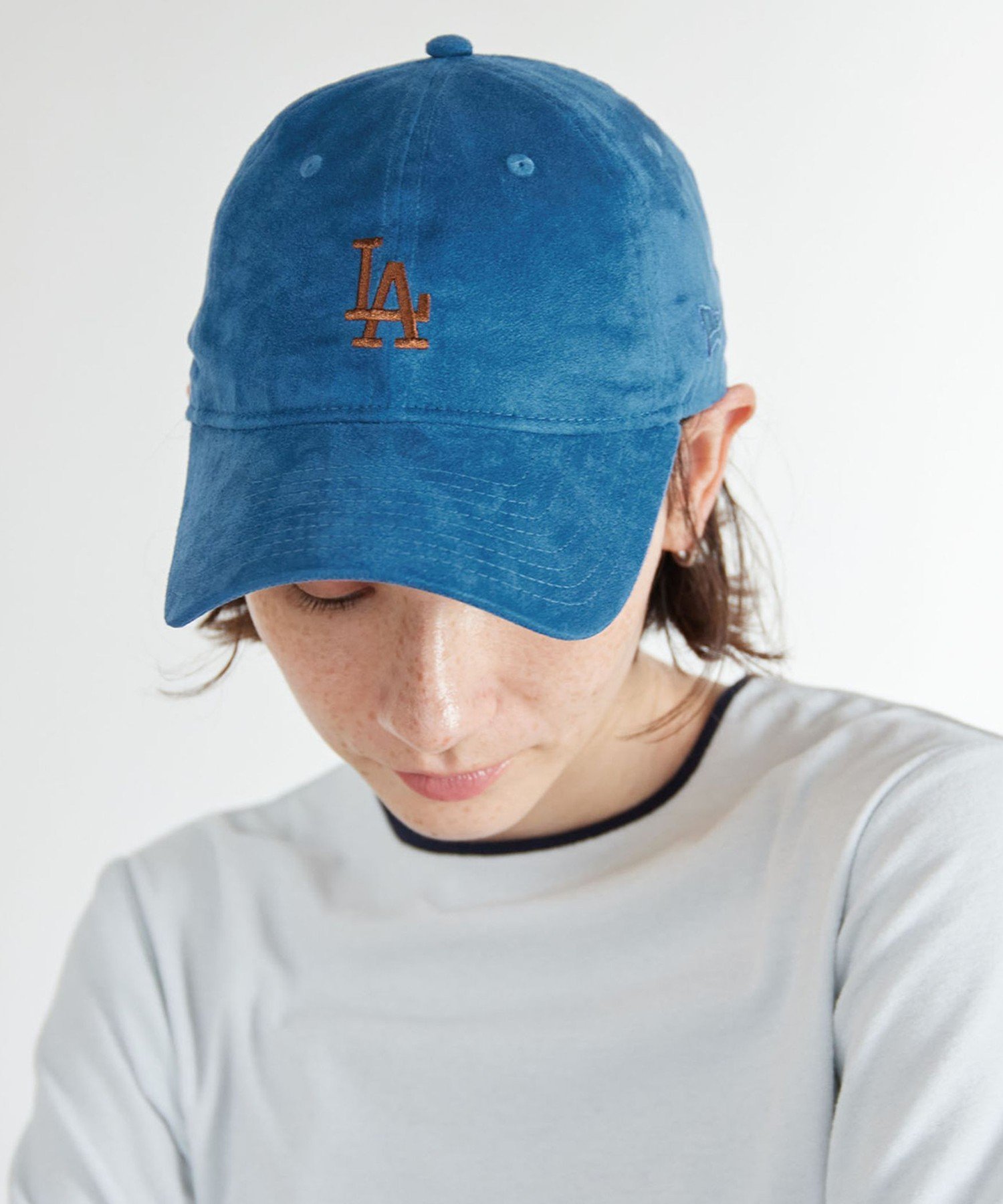 BEAUTY&YOUTH 【別注】<NEW ERA>スエードライクキャップ BEAUTY&YOUTH UNITED ARROWS｜【別注】<NEW ERA>スエードライク ロゴ