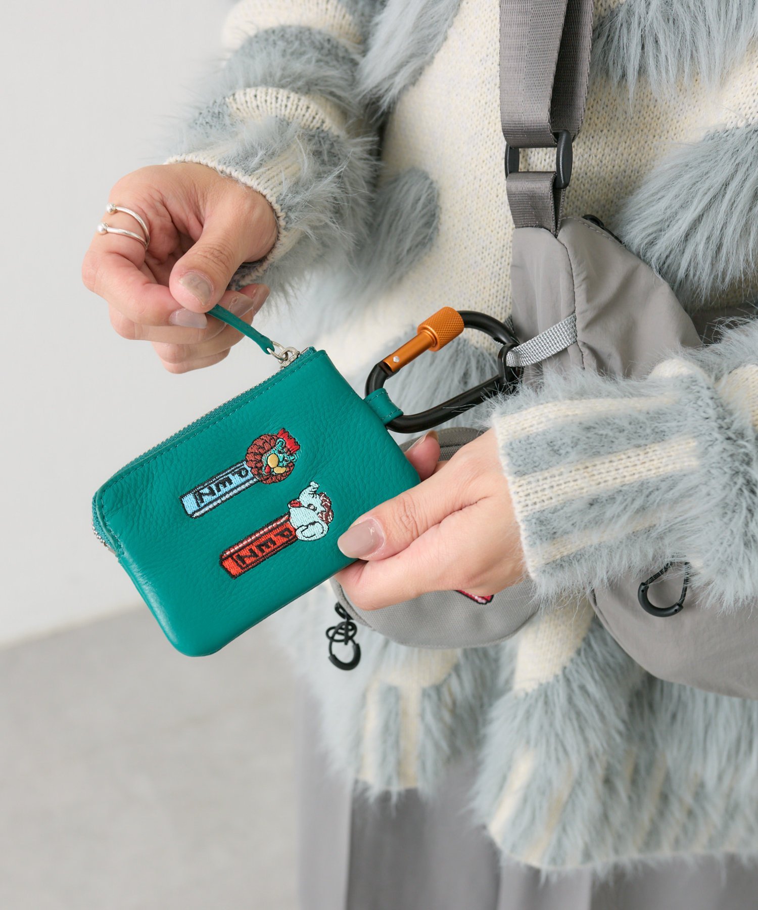 ear PAPILLONNER｜【PEZ(ペッツ) ×ear】《牛革》カラビナ付きパス&キー