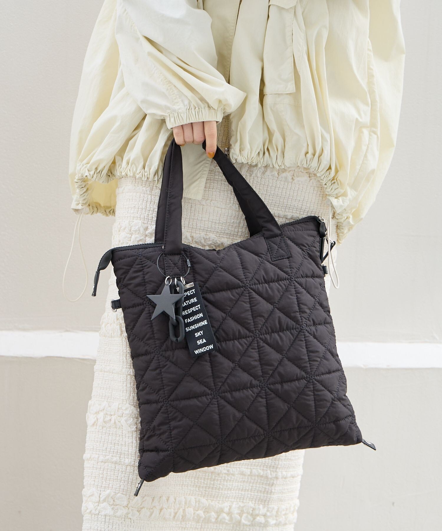 BAYFLOW｜≪一部予約≫[A4サイズ収納可]チャーム付き3WAYキルトトート