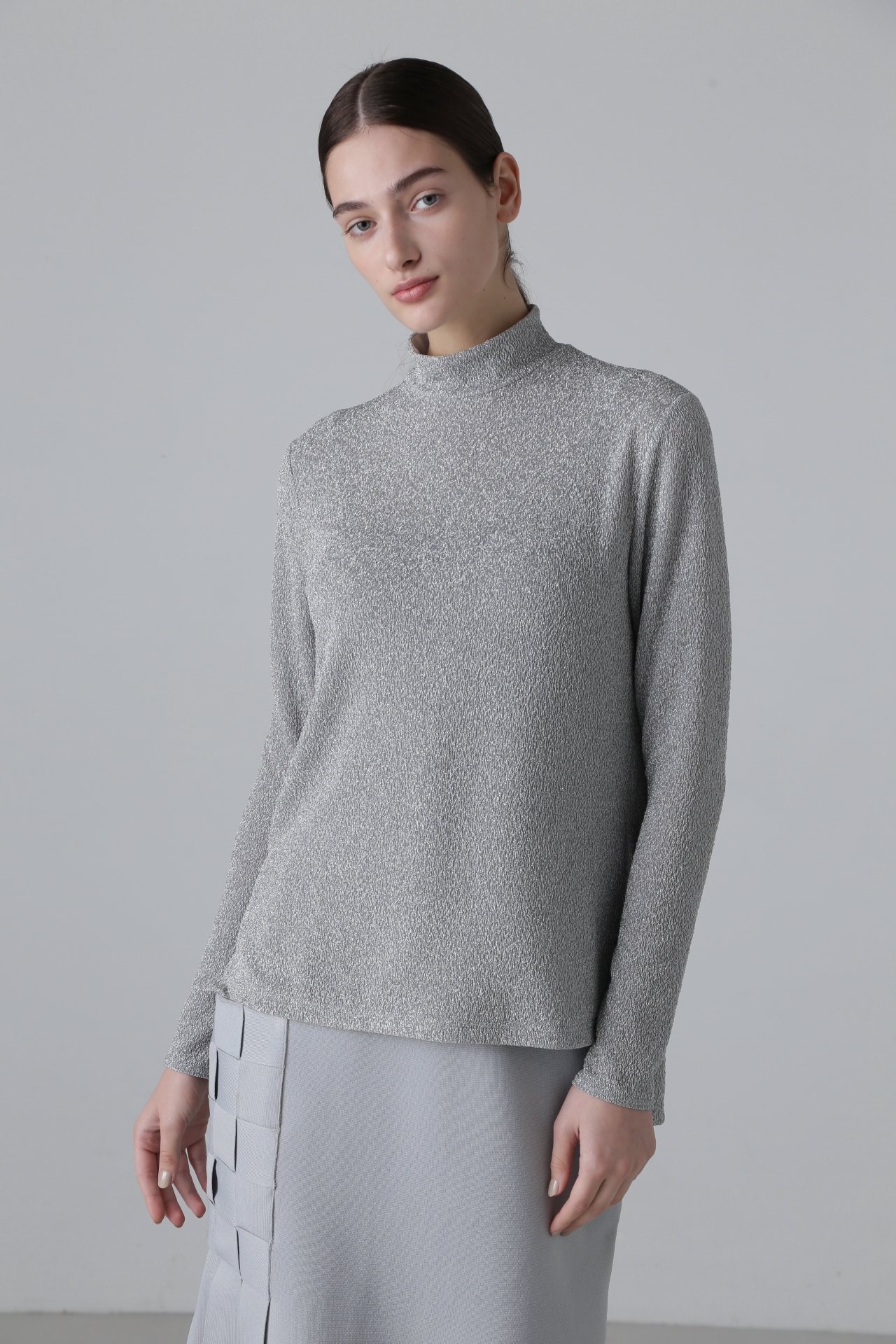 ADORE｜◇シャイニーニットジャガードハイネックカットソー | Rakuten