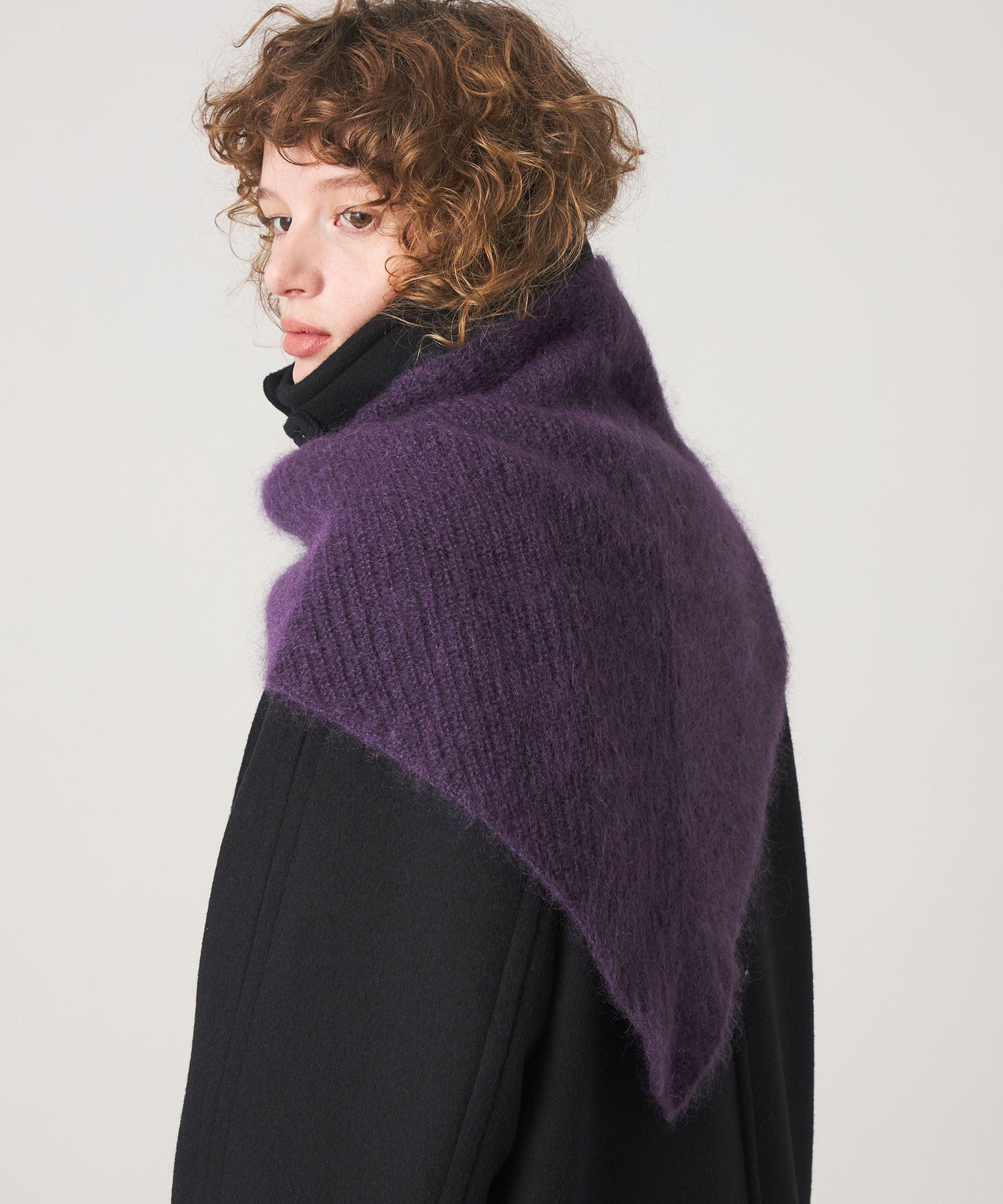 ビューティーアンドユース　トライアグルマフラー　ストール BEAUTY＆YOUTH UNITED ARROWS マフラー ストール トライアングル