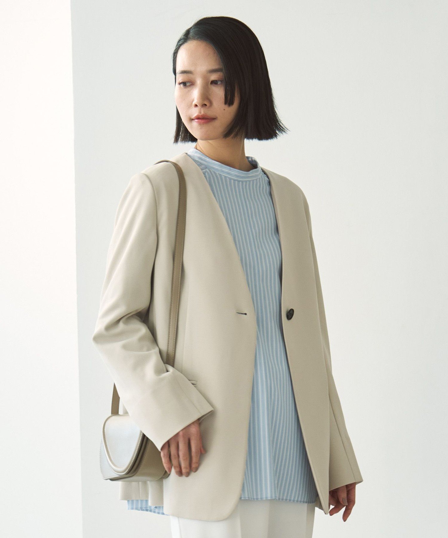 UNFILO｜【セレモニー】BEAUTY MOVE ボタン付き ノーカラージャケット