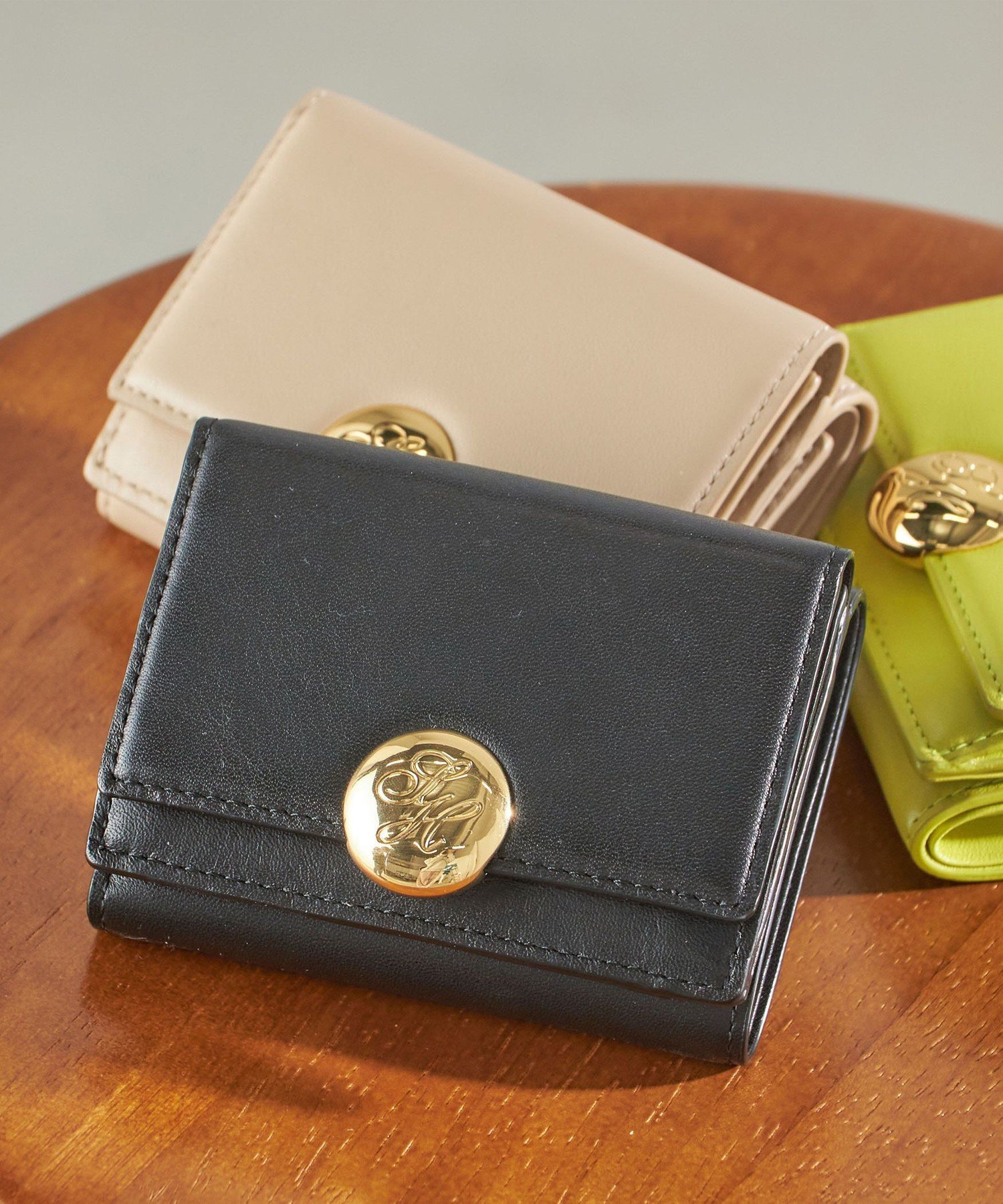 SHIPS｜イタリアンレザー ゴールドパーツ 三つ折り 財布 | Rakuten