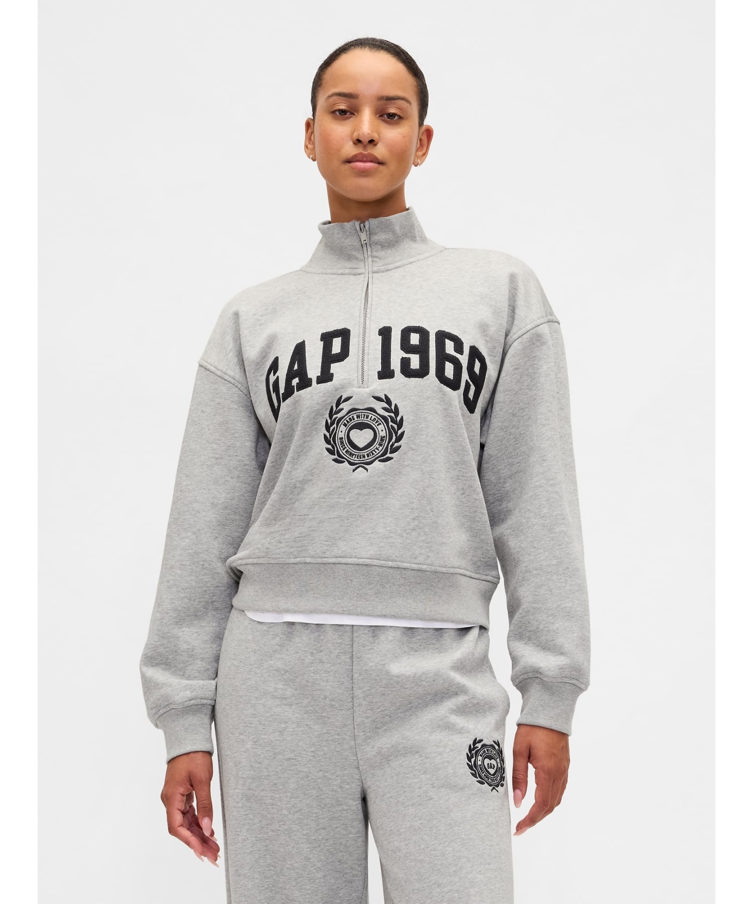 GAP｜(W)ヴィンテージソフト GAP1969ロゴ ハーフジップ プルオーバー