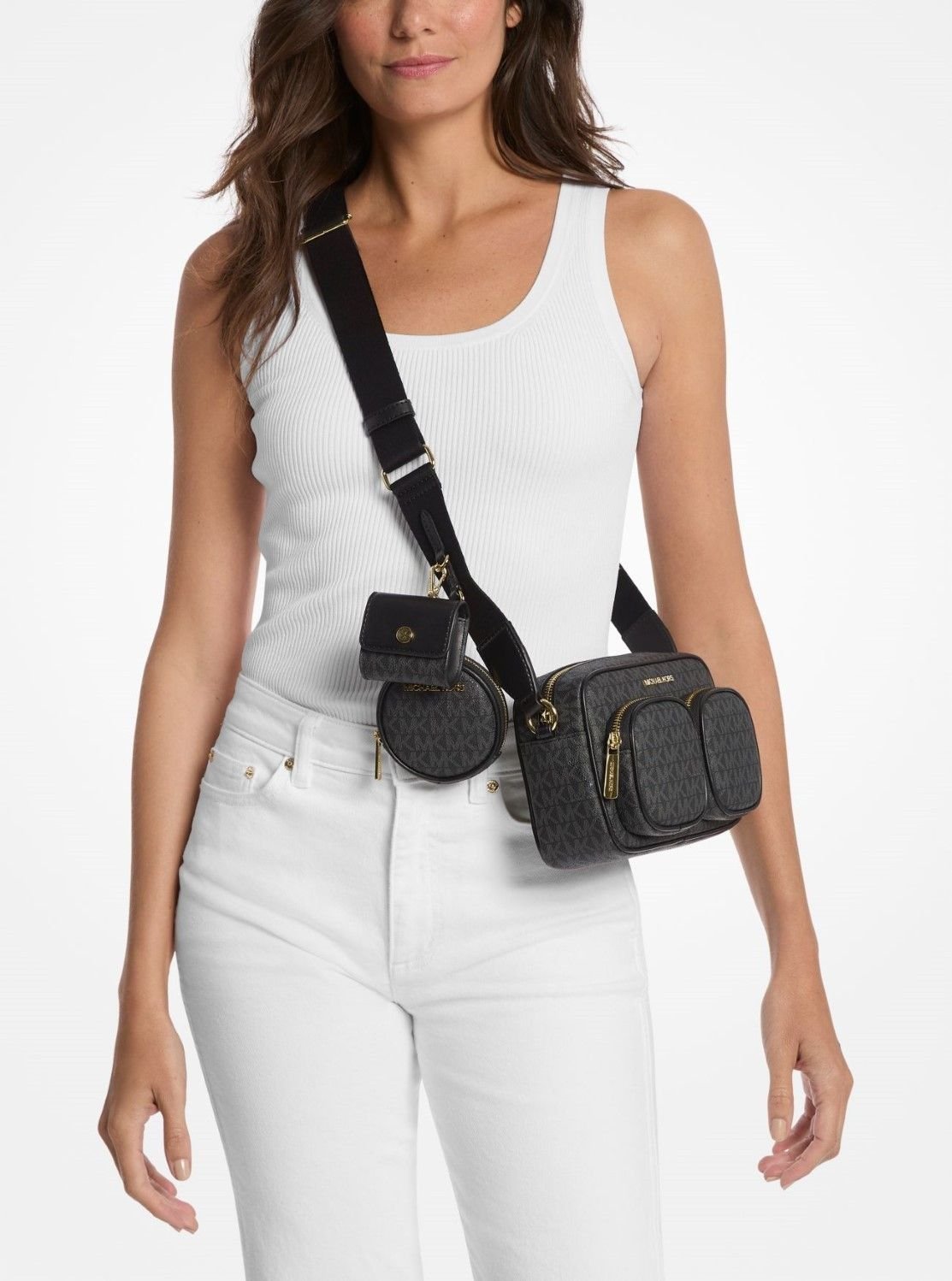 MICHAEL KORS｜JET SET ITEM クロスボディ ウィズ テックアタッチ