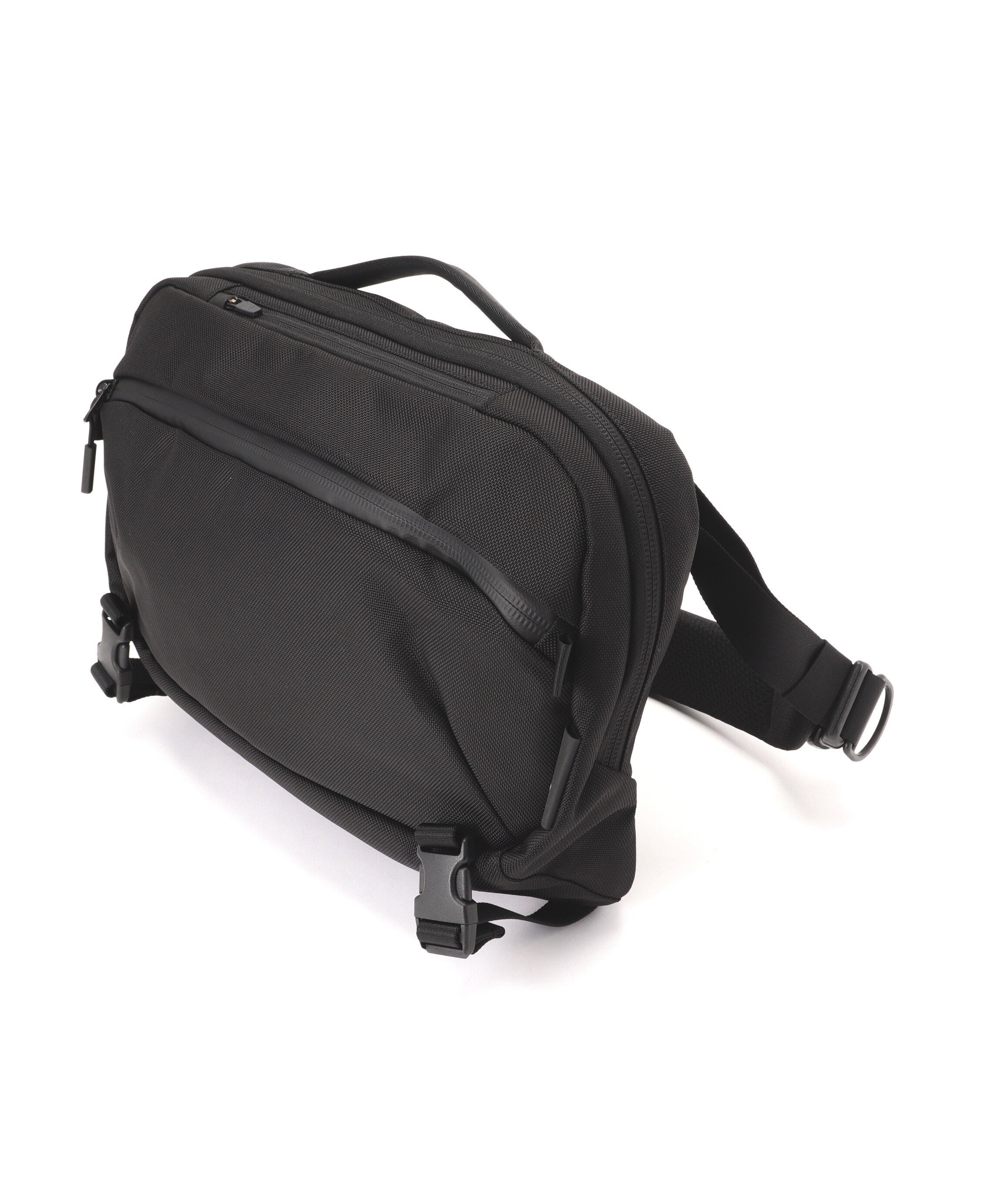 B'2nd｜Aer(エアー)Travel Sling 2 Black AER-21013 | Rakuten Fashion