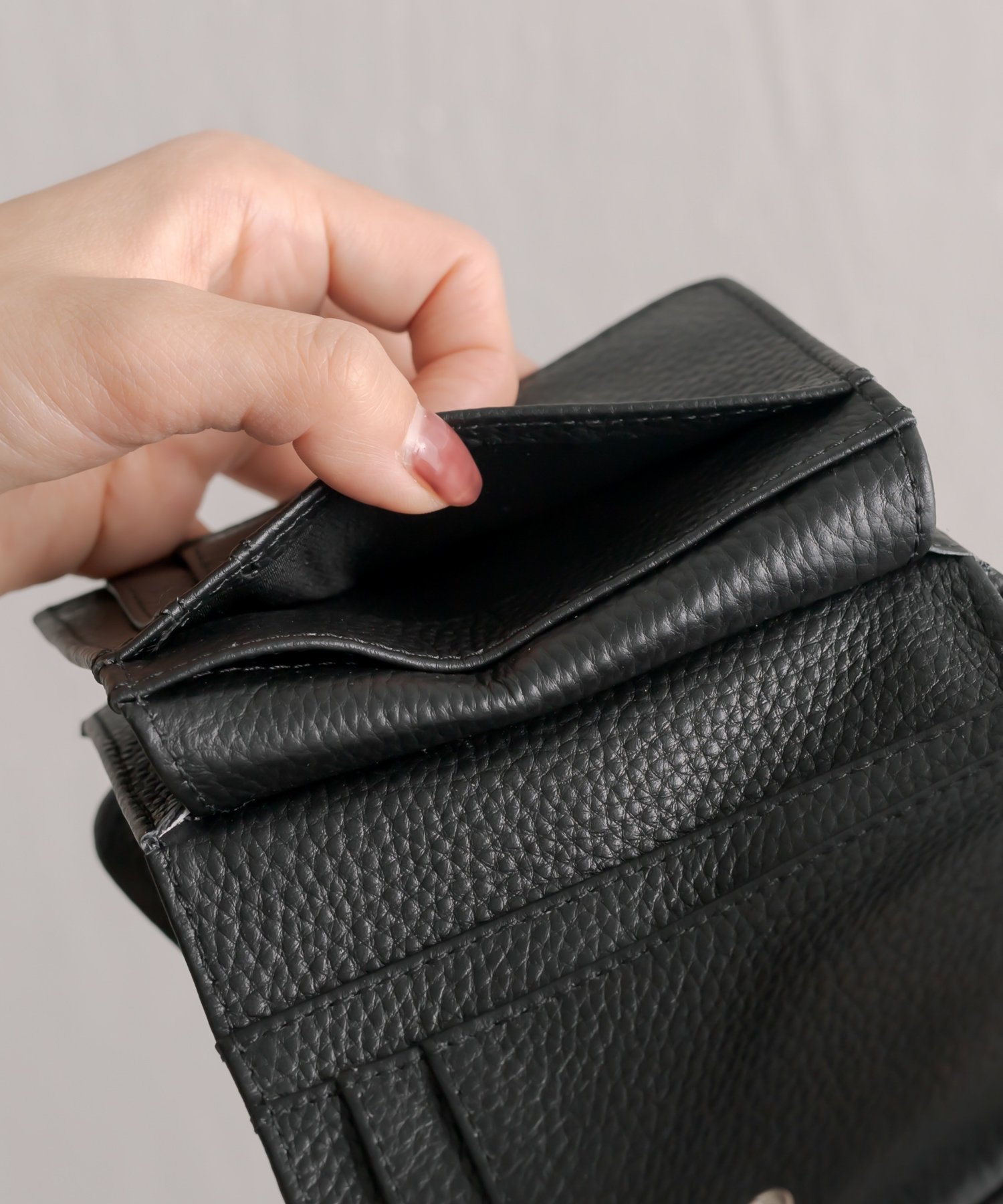 ear PAPILLONNER｜【PEZ(ペッツ)× ear】コラボ/本革/コンパクト