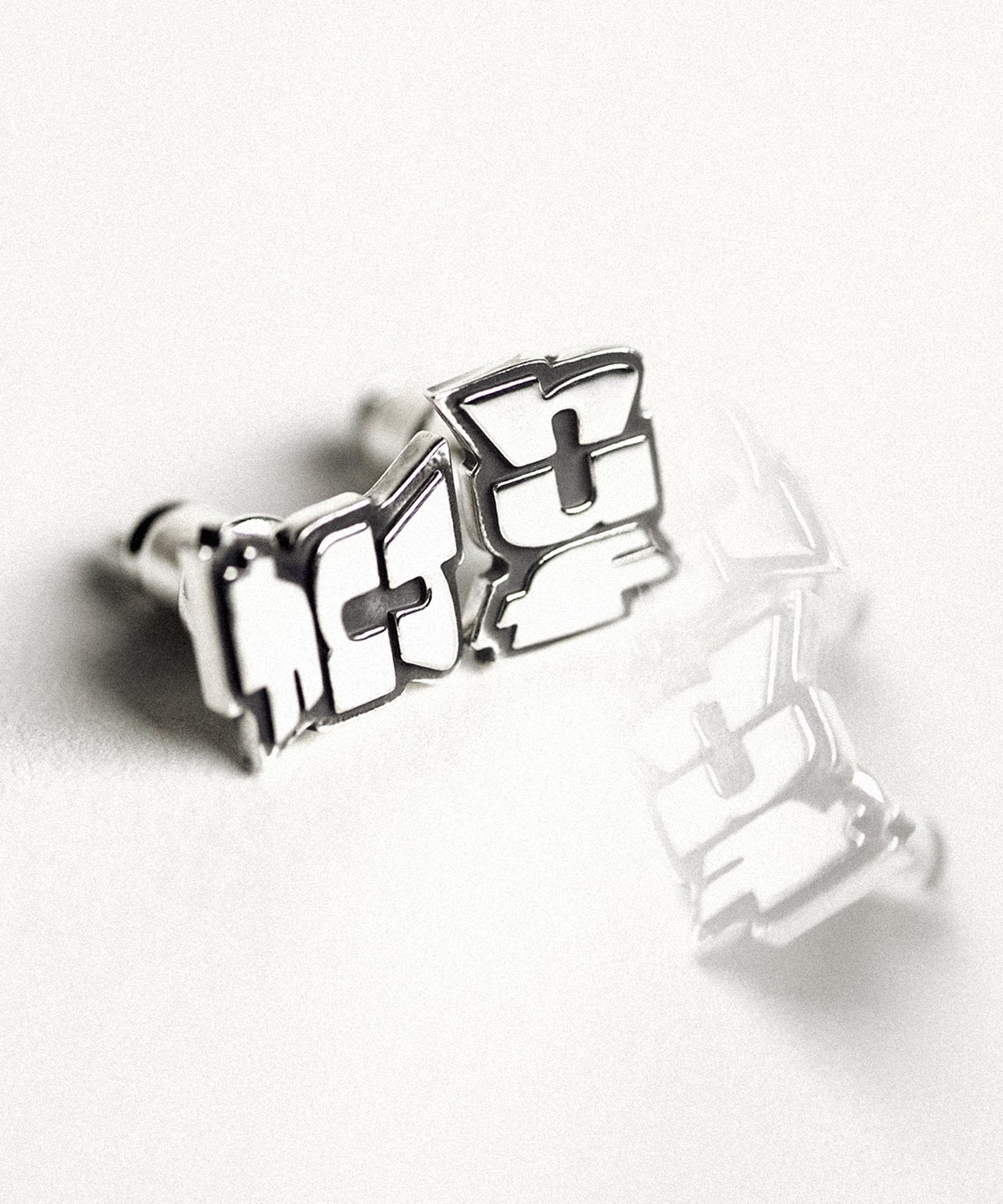 HUF｜PLANTLIFE HOOP PIERCE / HUF ハフ ピアス | Rakuten Fashion