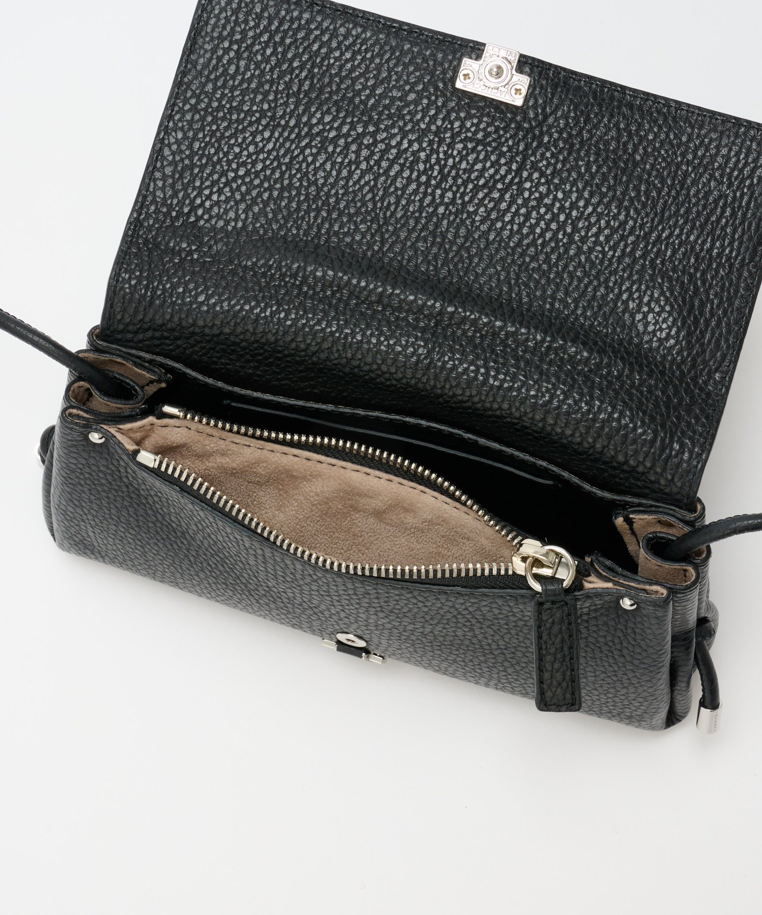 IACUCCI｜アバ ウォレットショルダー CERVO | Rakuten Fashion(楽天