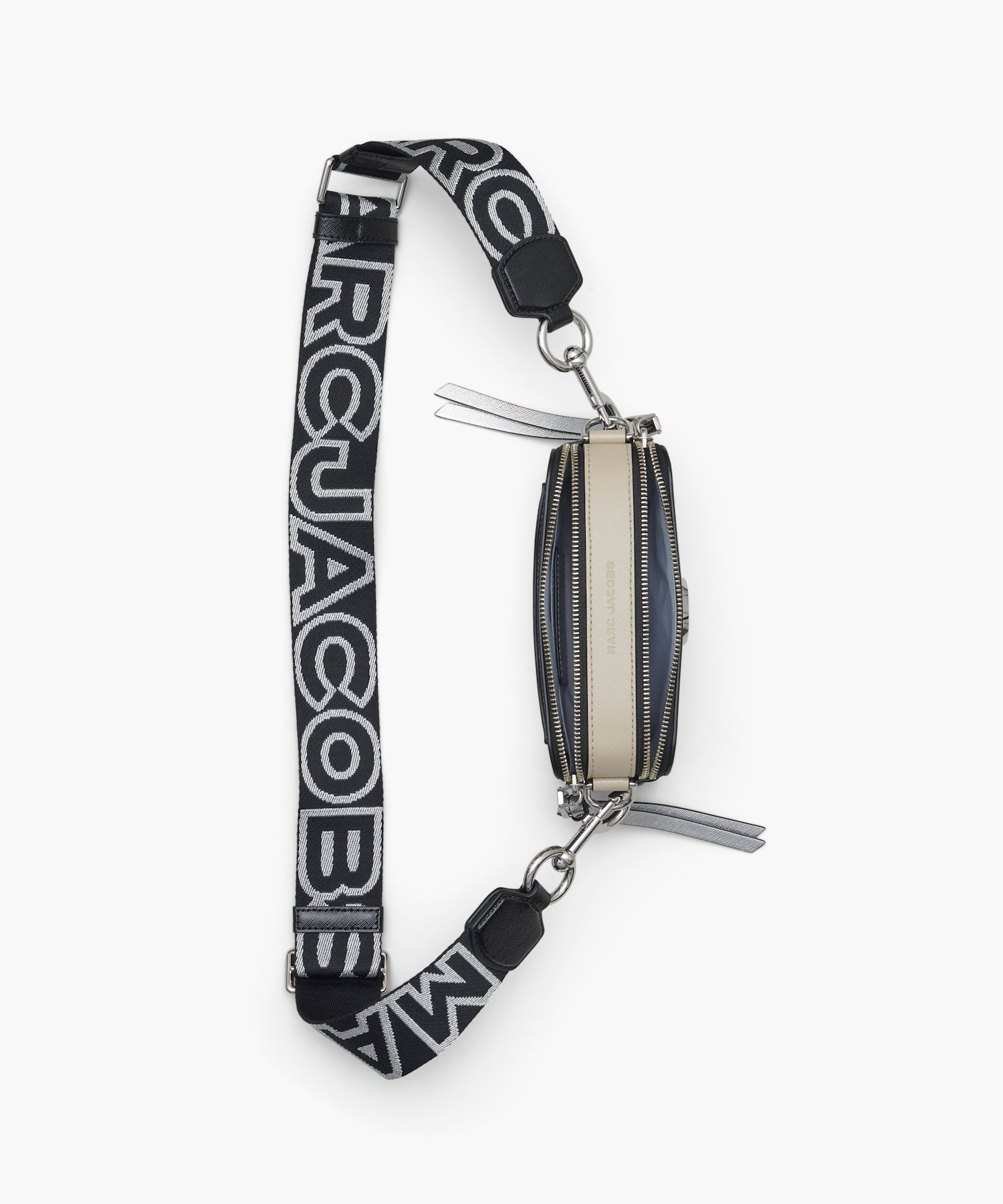 MARC JACOBS(マーク ジェイコブス)｜【公式】THE SNAPSHOT