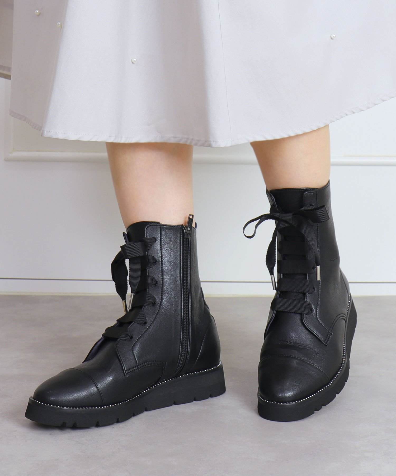 artemis by DIANA｜【片足300g】軽量 グログランリボンレースアップ