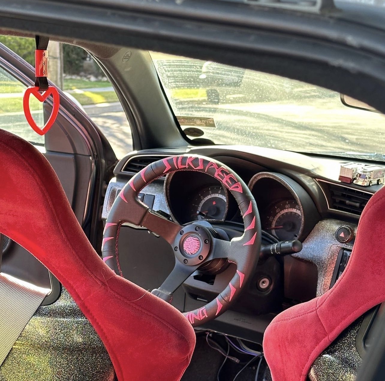 楽天市場】SICKSPEED パープルステッチ パンチングレザー ステアリング