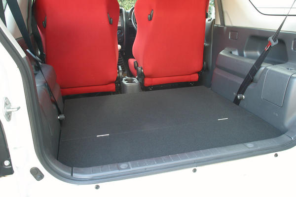 楽天市場】【荷室フラットボード ブラック 黒（カスタム/内装/荷室