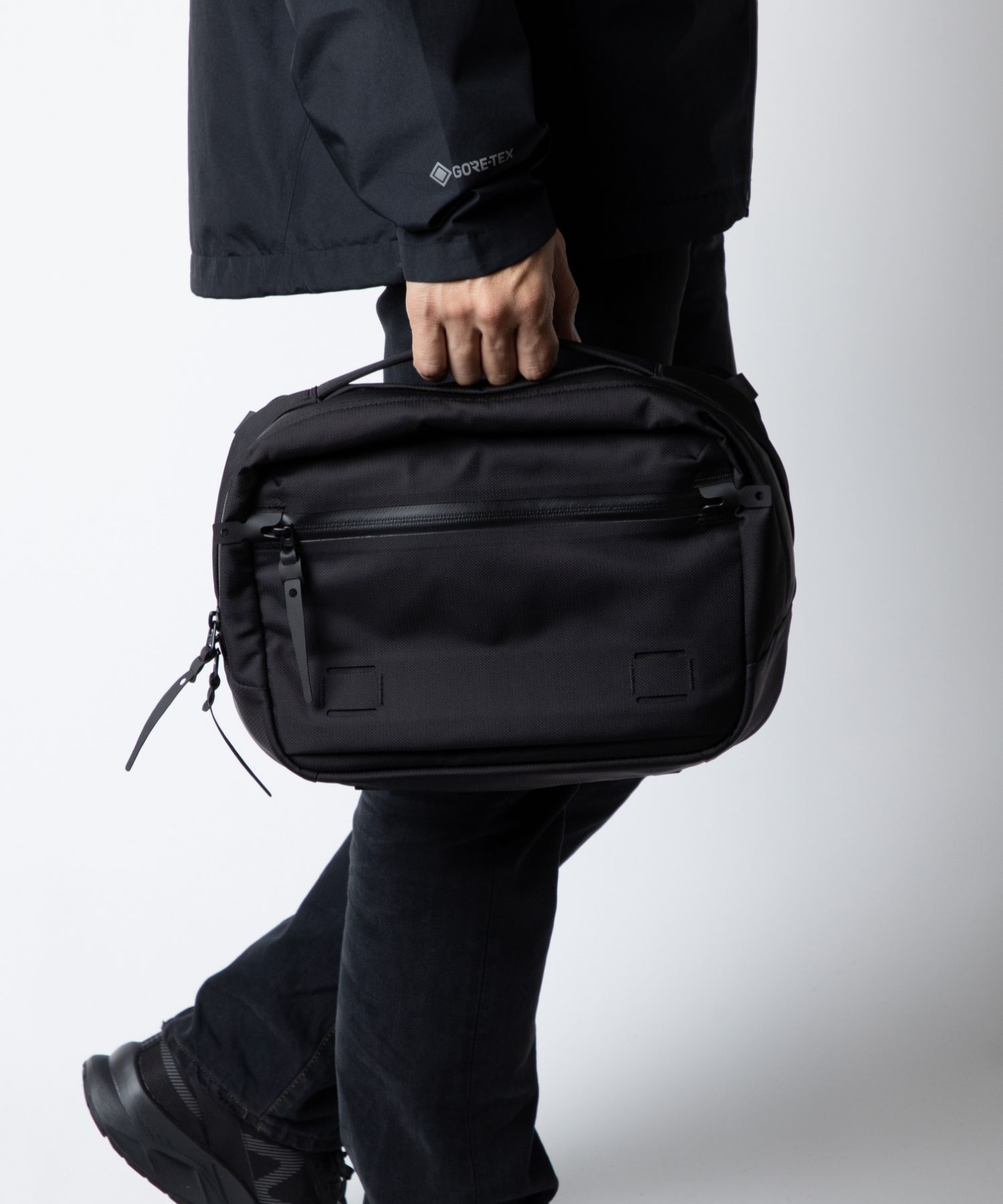 楽天市場】ブラックエンバー BLACK EMBER GRIP SLING ボディバッグ