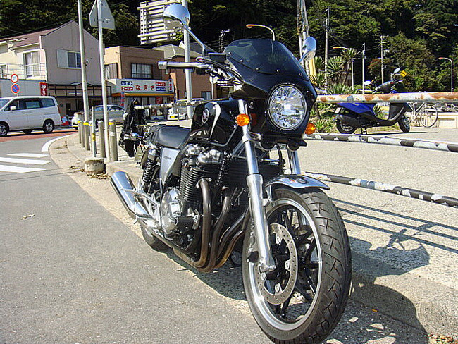 楽天市場】CB1100 CB1300 汎用ビキニカウルタイプR ダークネスブラック