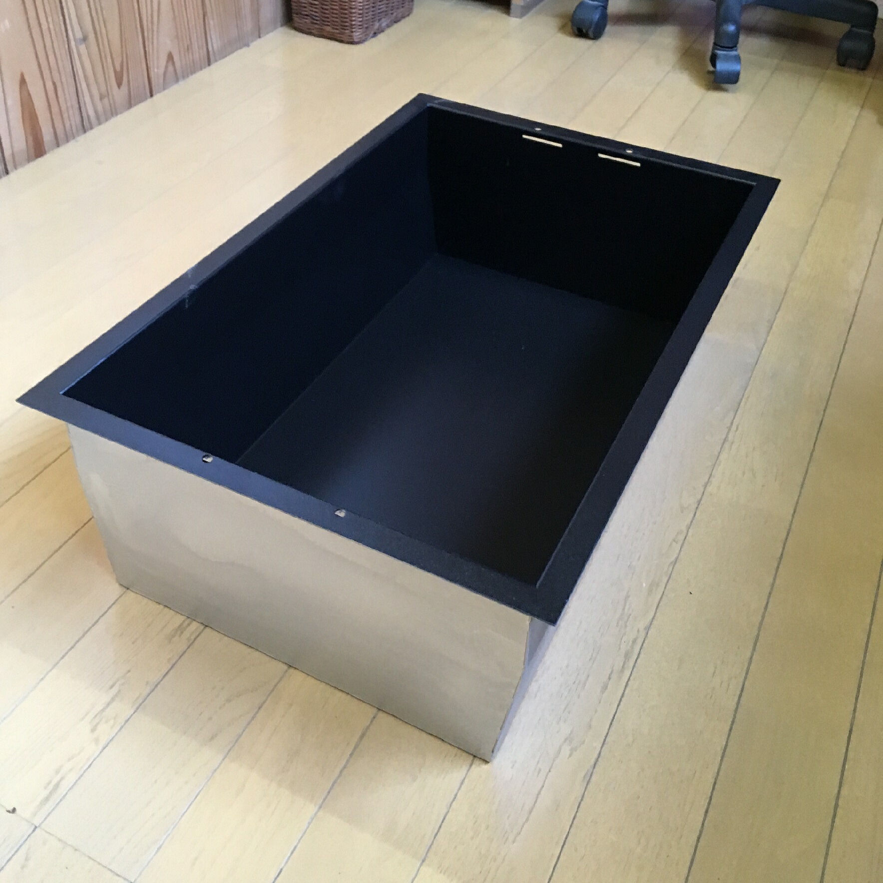 楽天市場】大型囲炉裏テーブル 1400x800x280mm 蓋付 座卓タイプ 無垢材