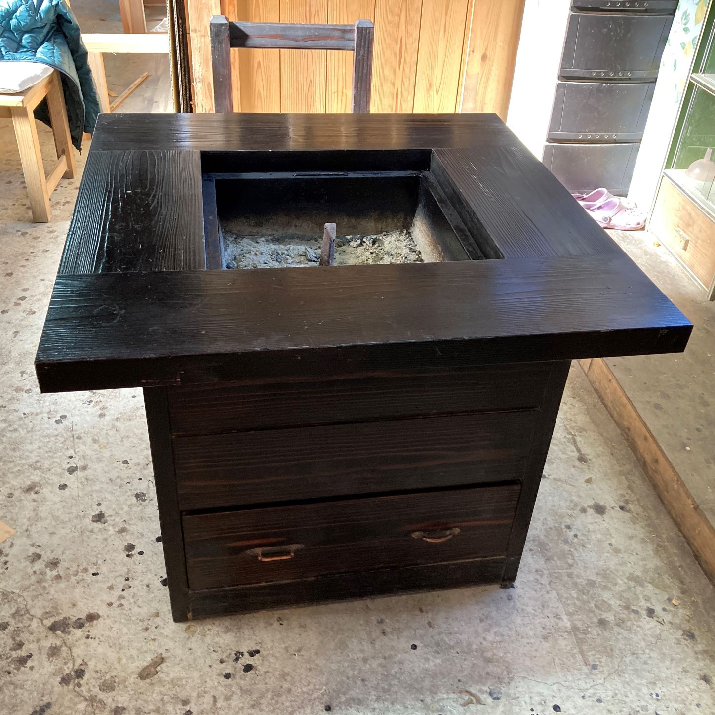 楽天市場】箱タイプ 囲炉裏テーブル 引きだし 蓋付き 850X850X700mm