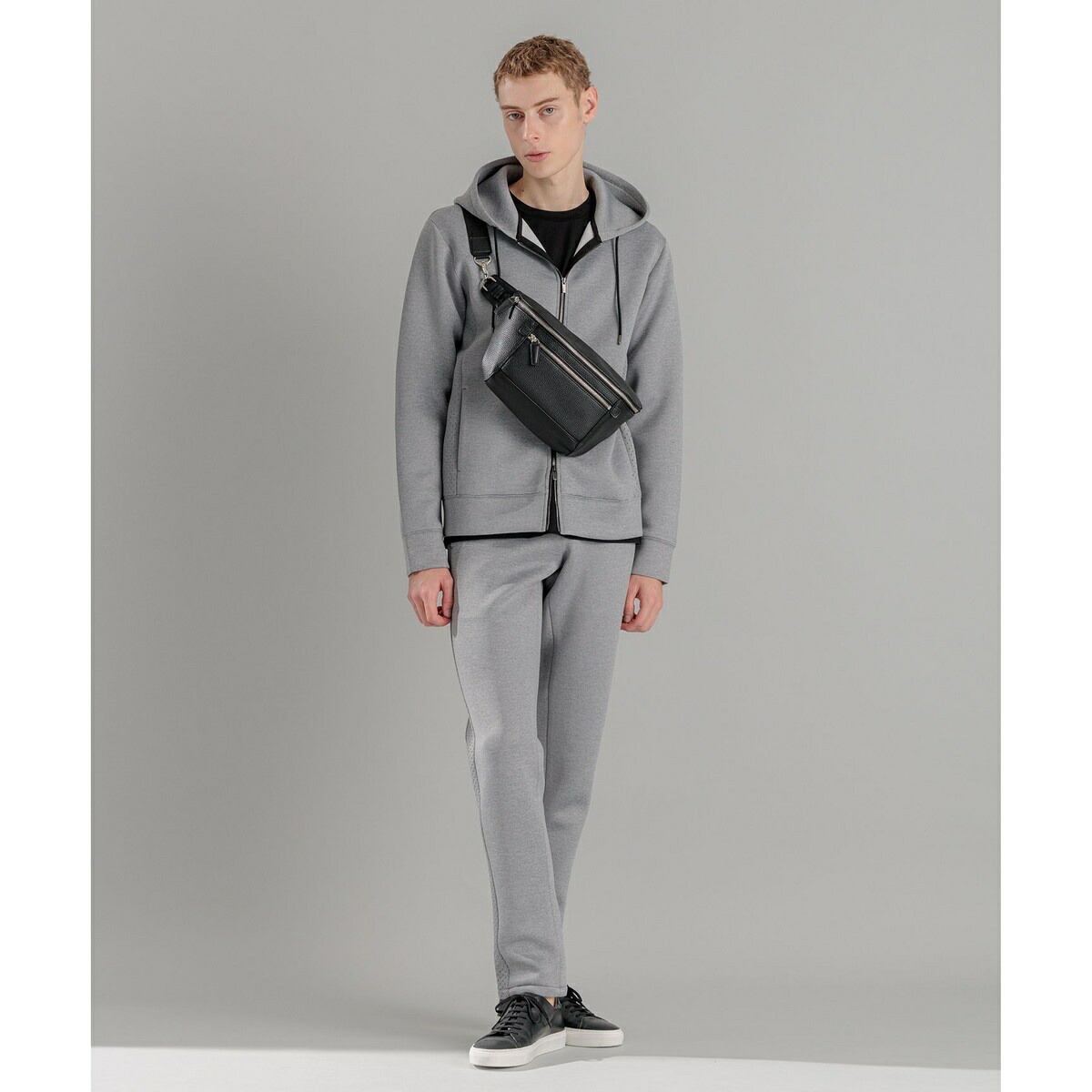 楽天市場】シンセティックシュリンクレザー ボディバッグ／ジョゼフ