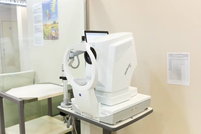 医療機器紹介│辻眼科クリニックが完備している医療機器の紹介です