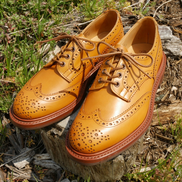 トリッカーズ】バートンのサイズ感とディテール – トラッドな大人の