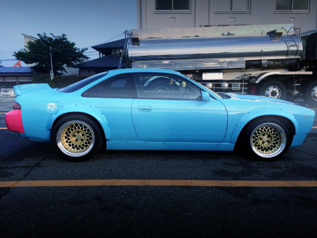 ロケットバニーV2 BOSSボディKIT!構造変更済!トランクオーディオ!S14