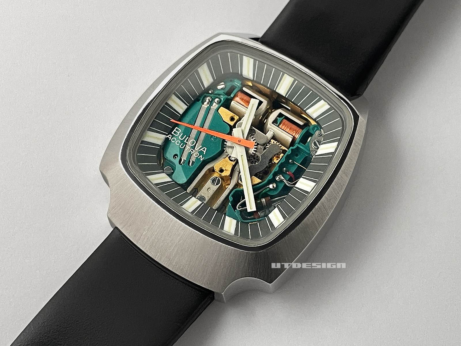 BULOVA / ACCUTRON 100th Anniversary | UTDESIGN