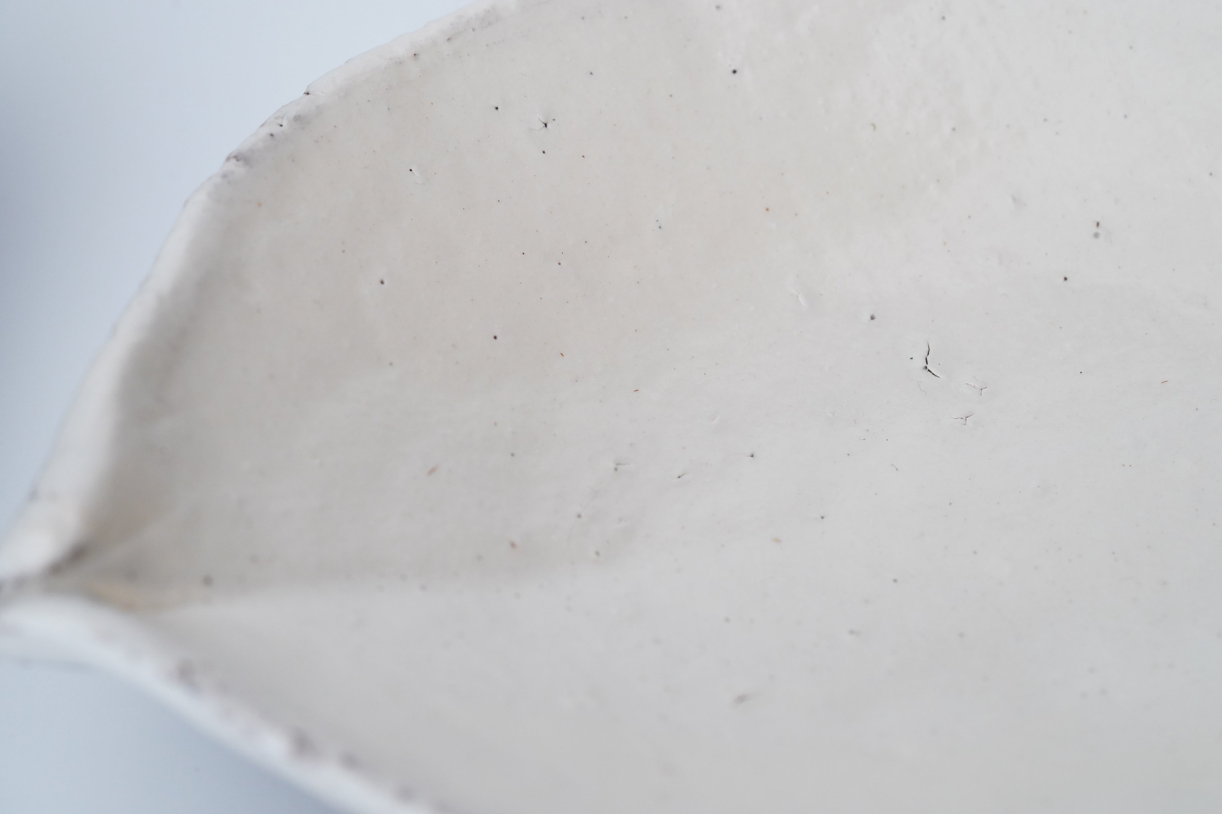 辻村 塊】粉引向付 蓮弁 – うつわ御結